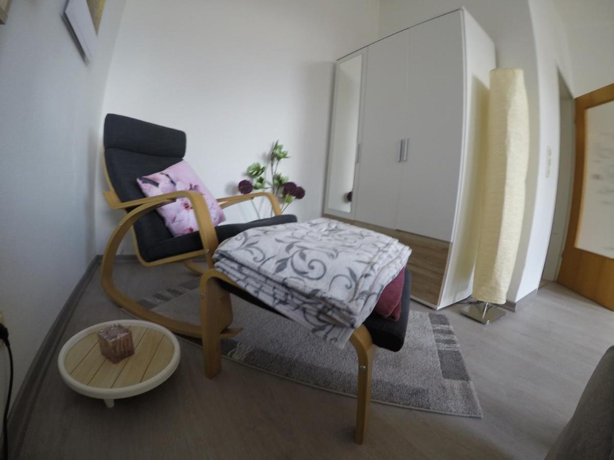 Vivid - Studioapartment Mit Balkon - Netflix - Wlan Wilhelmshaven Exterior foto