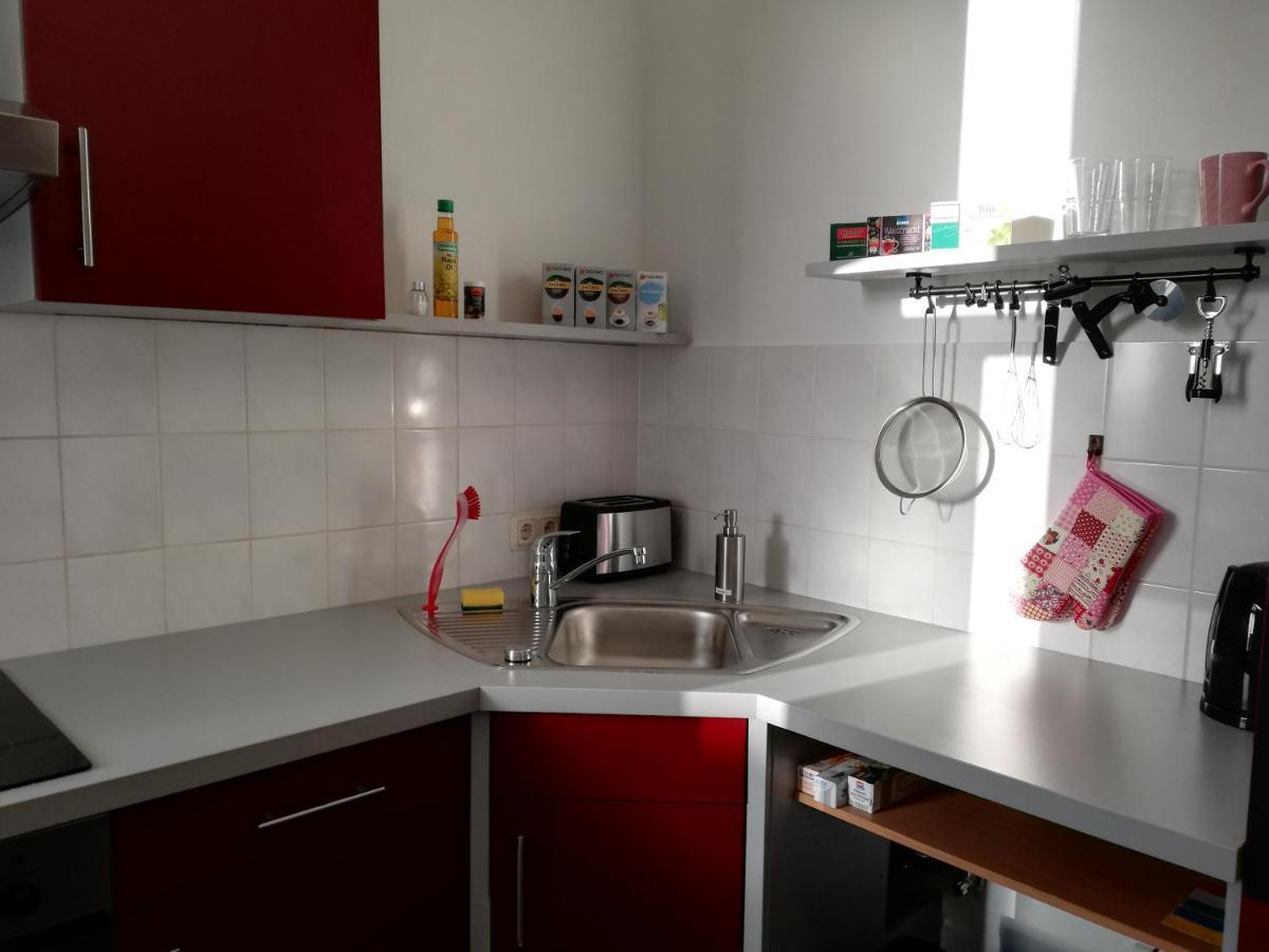 Vivid - Studioapartment Mit Balkon - Netflix - Wlan Wilhelmshaven Exterior foto